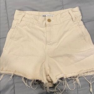 Zara Beige Frayed Edge Shorts